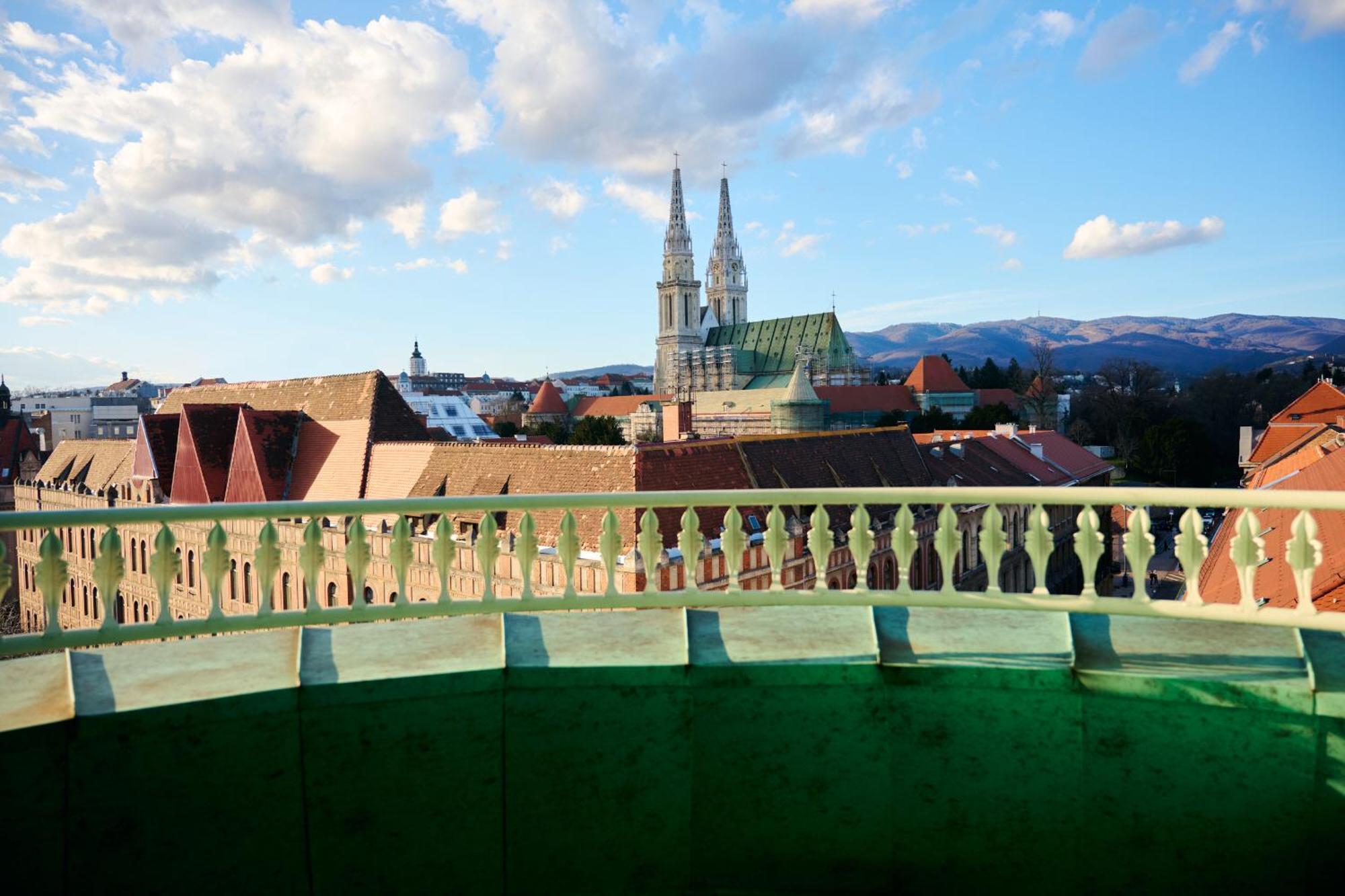 Hotel Capital Zagreb Bagian luar foto