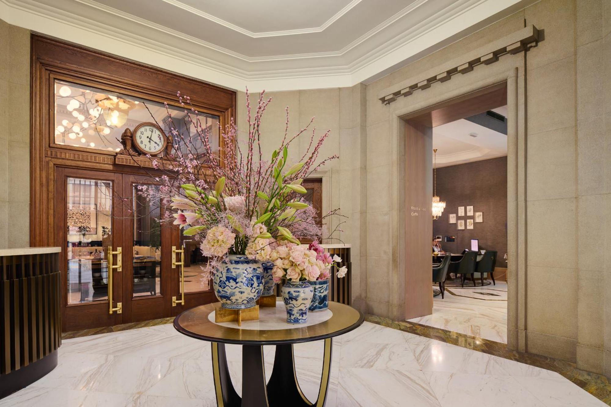 Hotel Capital Zagreb Bagian luar foto