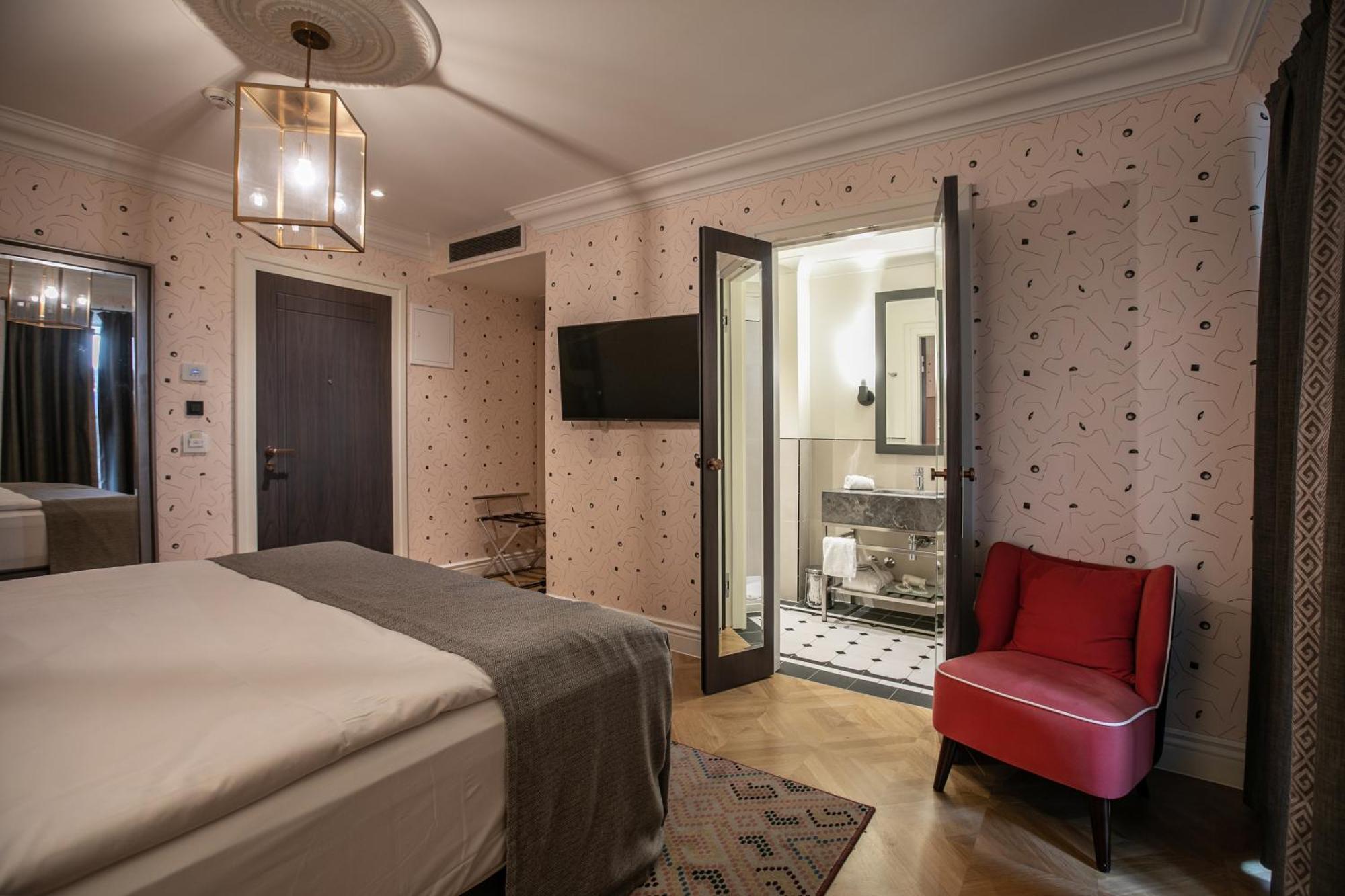 Hotel Capital Zagreb Bagian luar foto